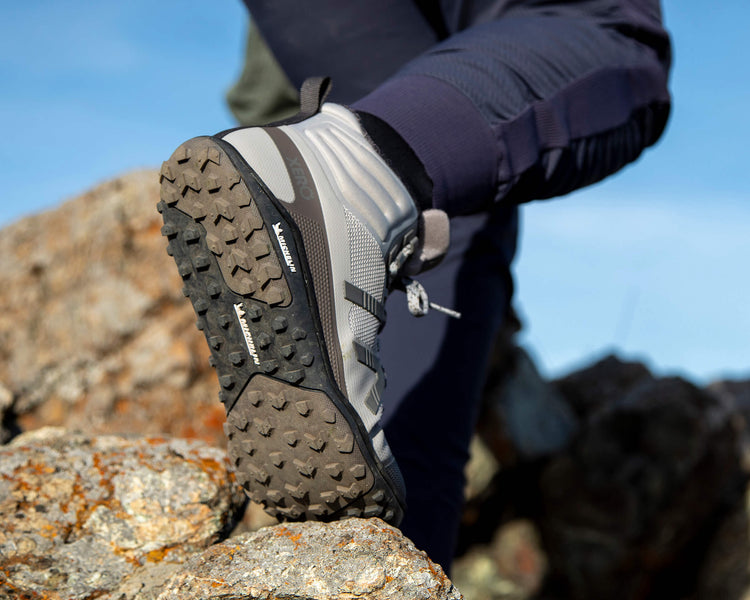 Scrambler-Mid-II_Women_Feature1